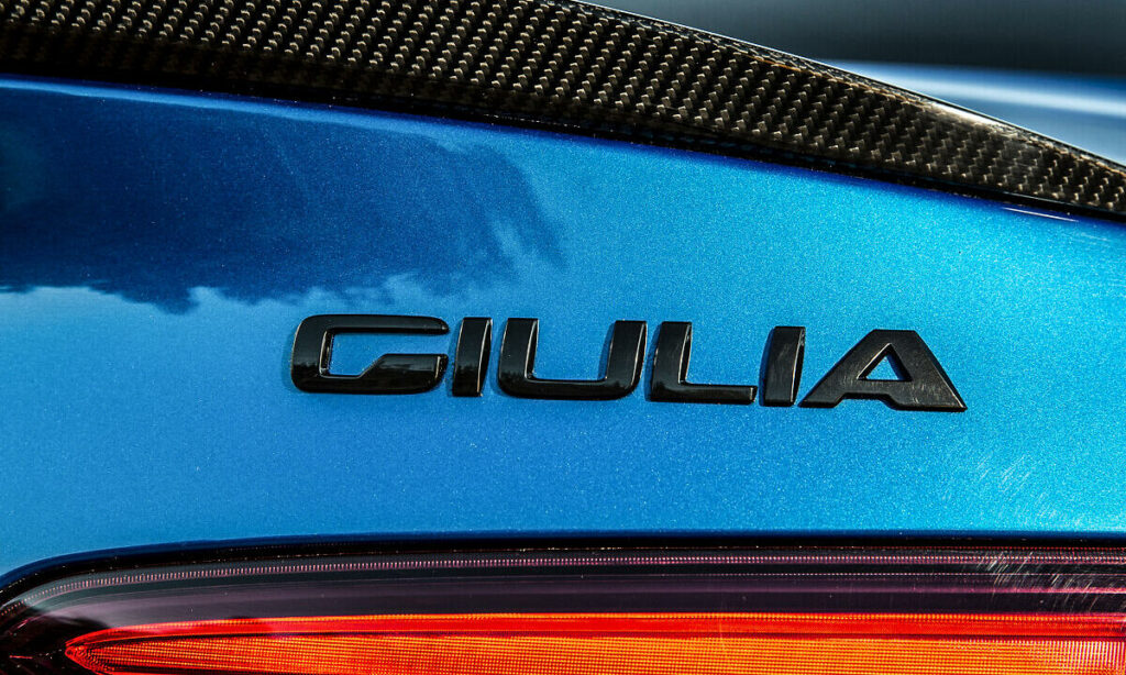 Gillia GTS är en GT-bil. (AI text)