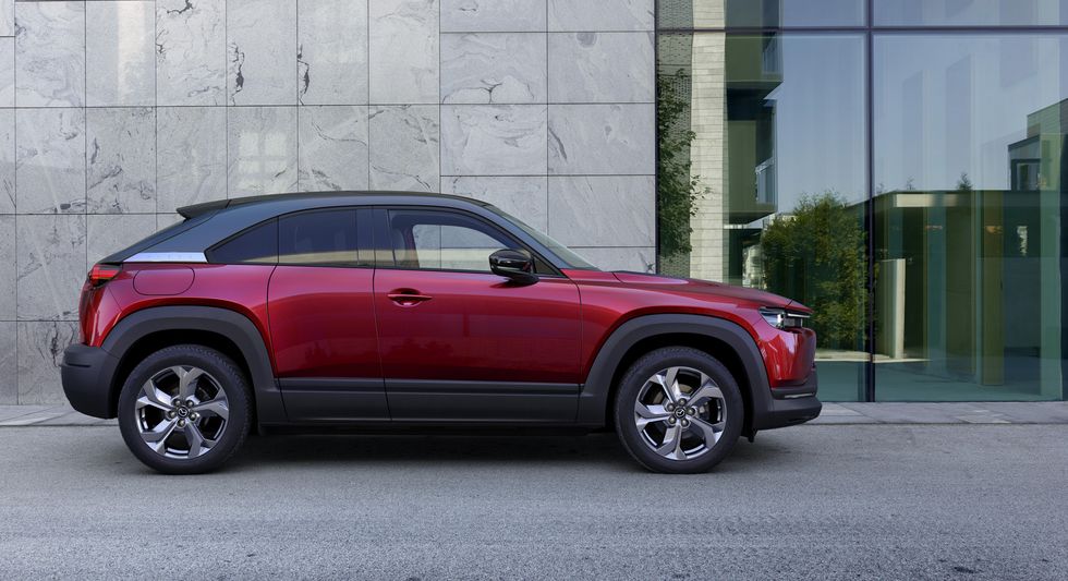 Mazdas första elbil har allt du behöver för en modern och hållbar vardag