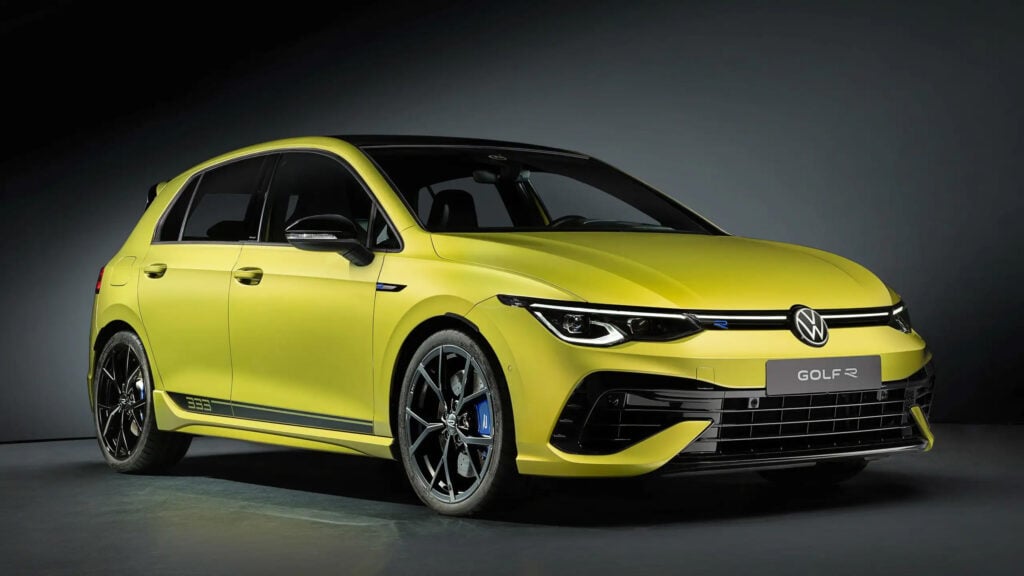 Volkswagen Golf R GTI RS är en ny bil. (AI text)