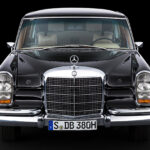 Mercedes-Benz S-klass och AMG SLK63 (AI text)