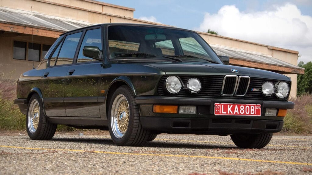 BMW E30 M3 (AI text)