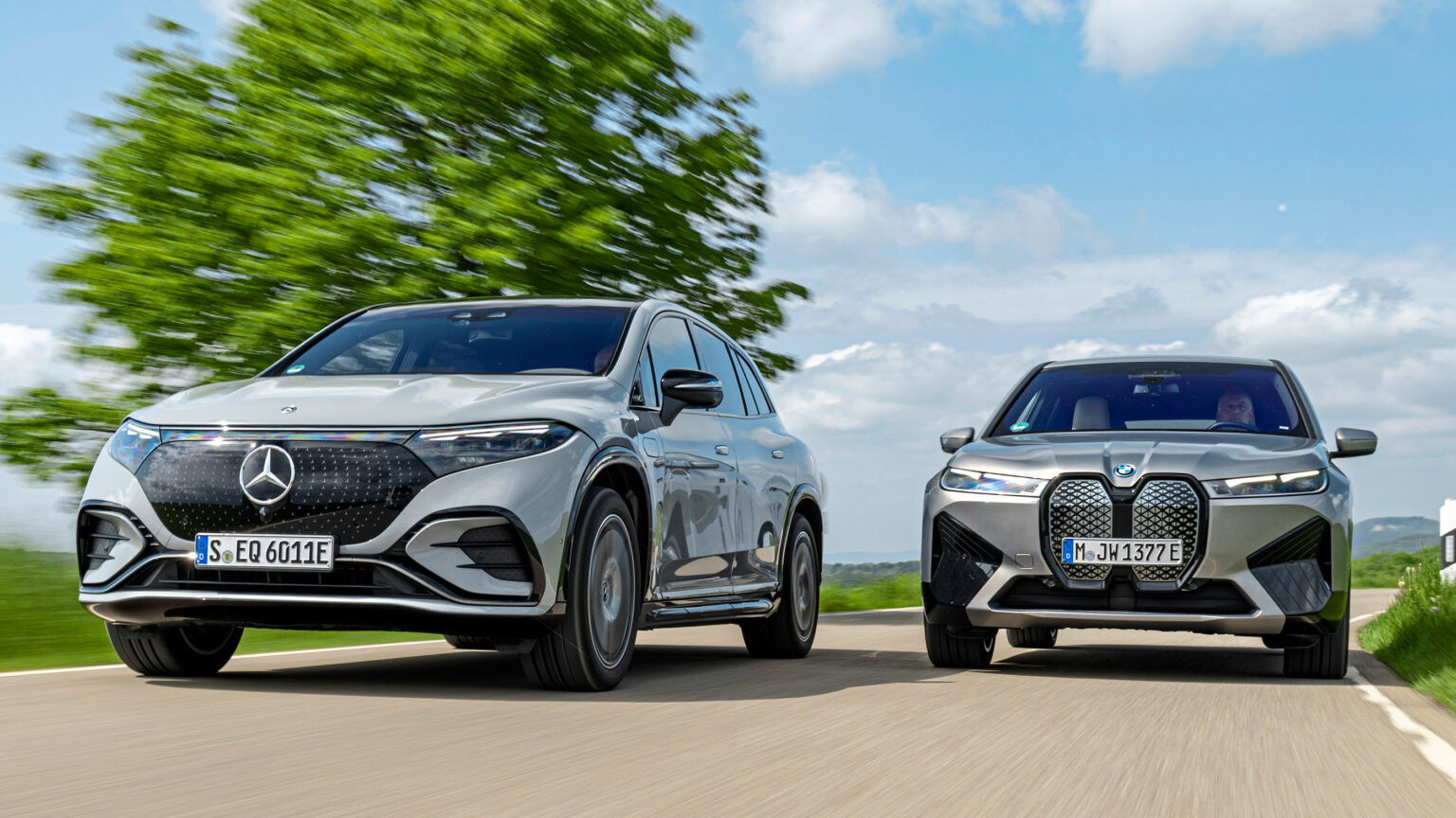 TEST: BMW iX M60 vs Mercedes EQS 580 SUV – två supersuvar