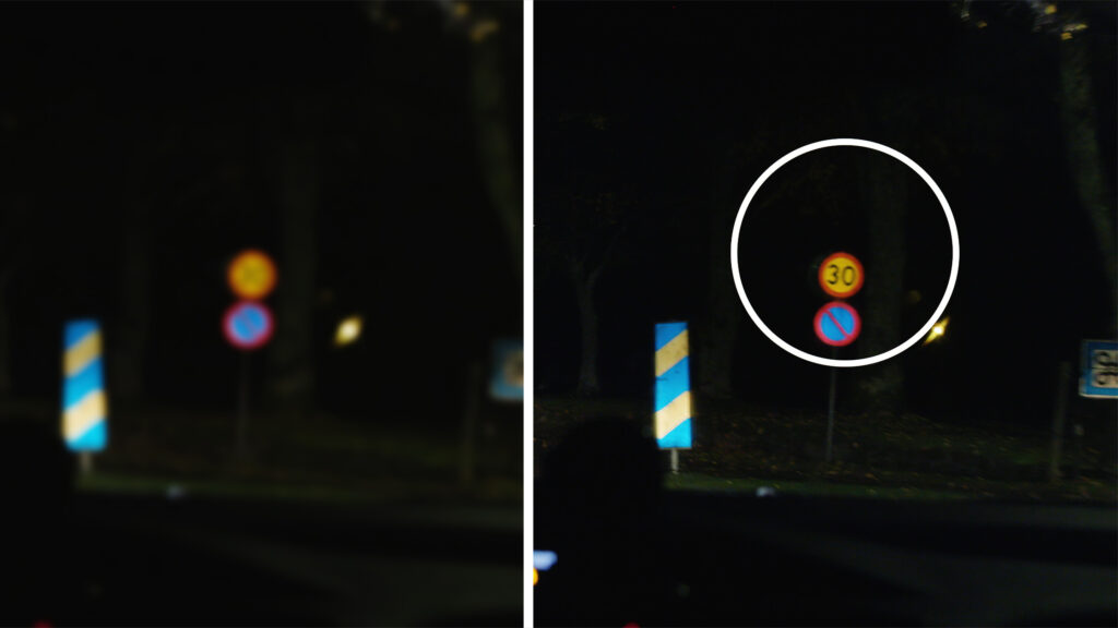 En bil kör på vägen på natten. (AI text)