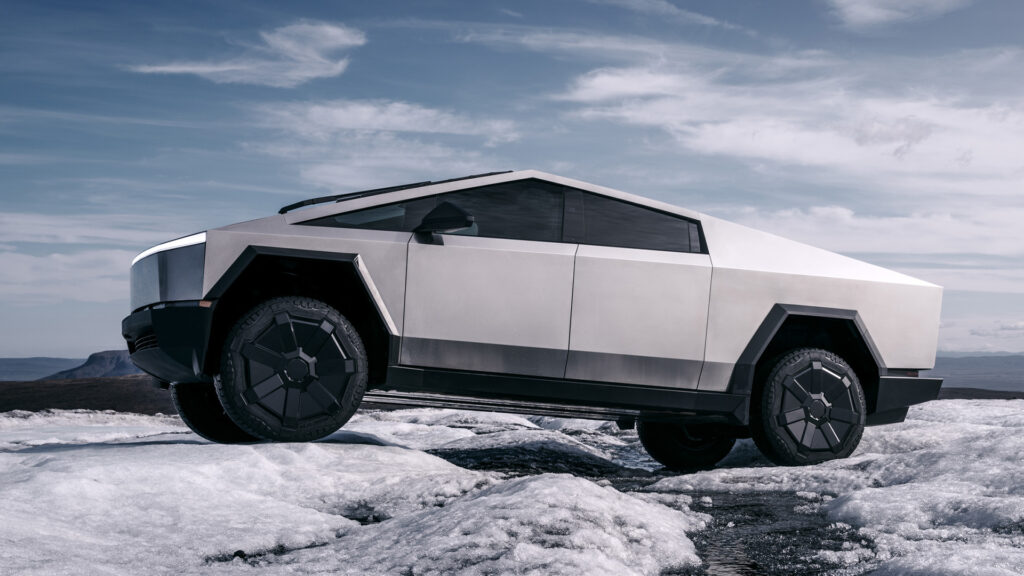 En framtida fordon på en snöig väg (AI text)