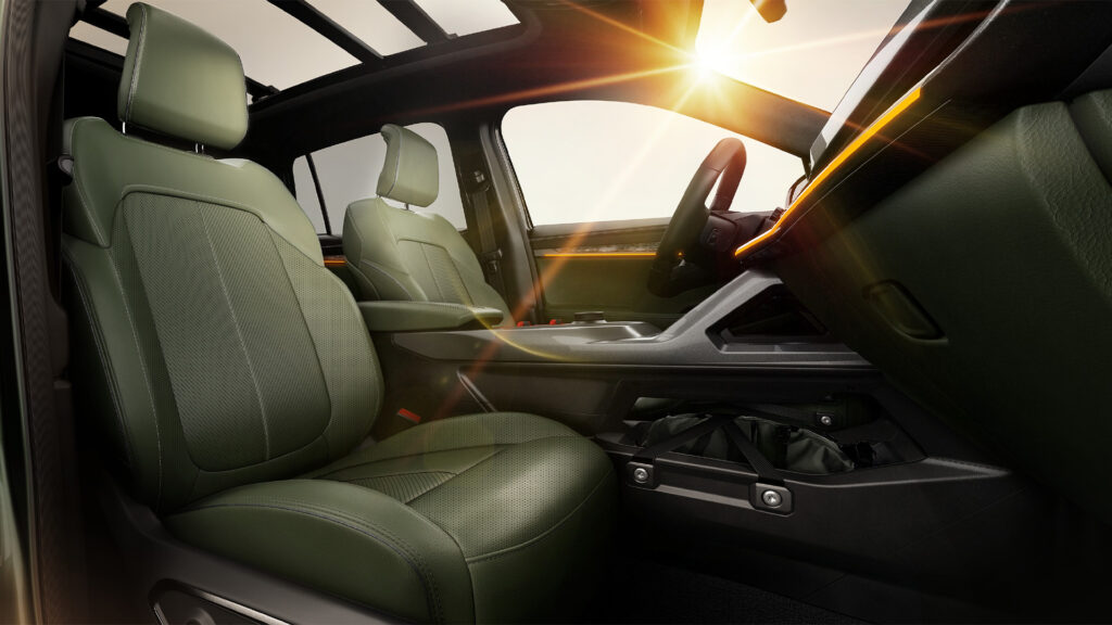 Inredningen av en 2020 Land Rover Discovery (AI text)