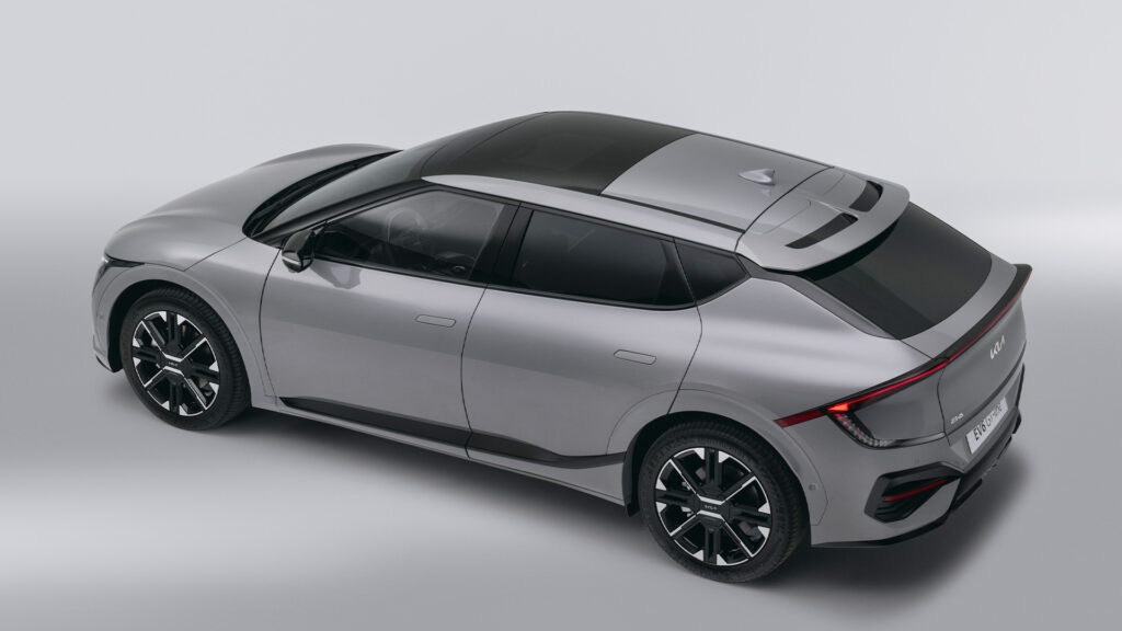 En framtida bil på en grå bakgrund. (AI text)