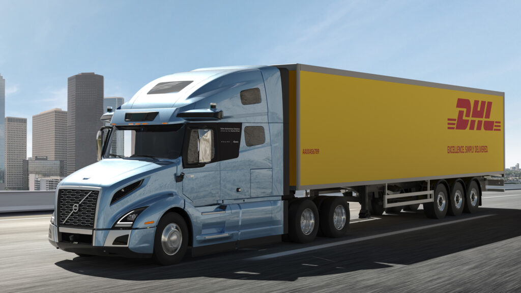 Två horn på förarhytten innehåller en del av de kameror och annan elektronik som behövs för det självkörande systemet Aurora. Foto: VAS