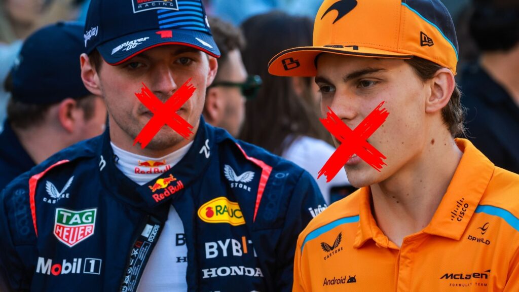 Två F1-förare, Max Verstappen och Oscar Piastri, med röda kryss över munnen som symbol för FIA:s nya regler om förarnas språkbruk.