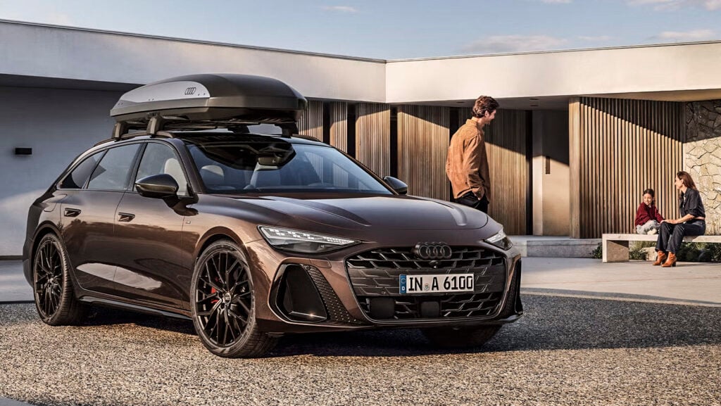 Audi A6 Avant med takbox.