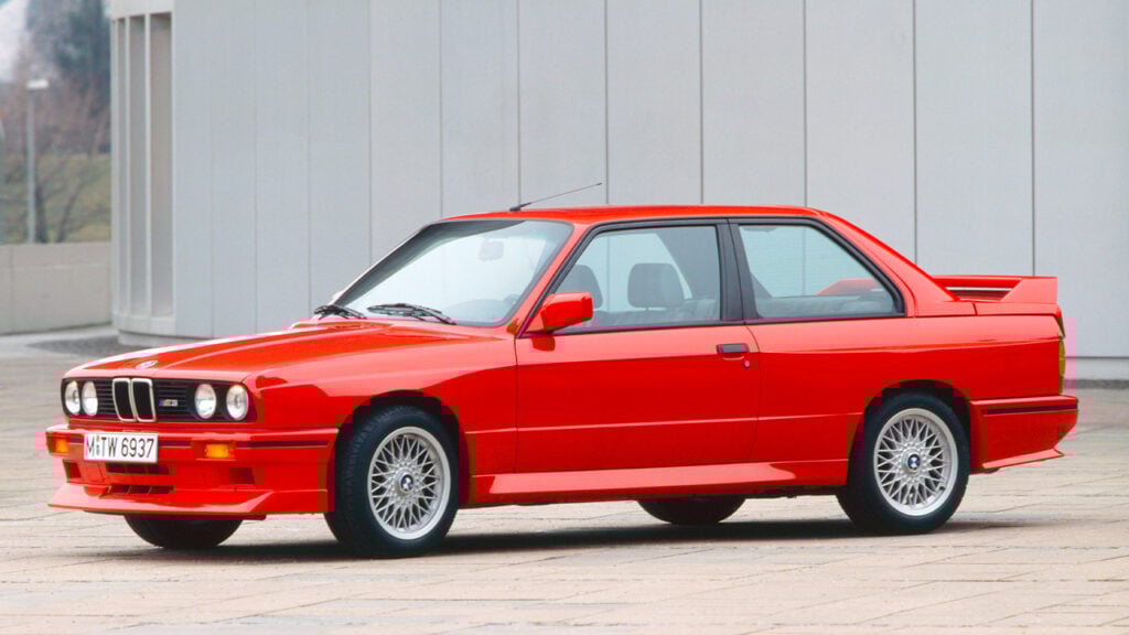 Röd BMW M3 Evolution II