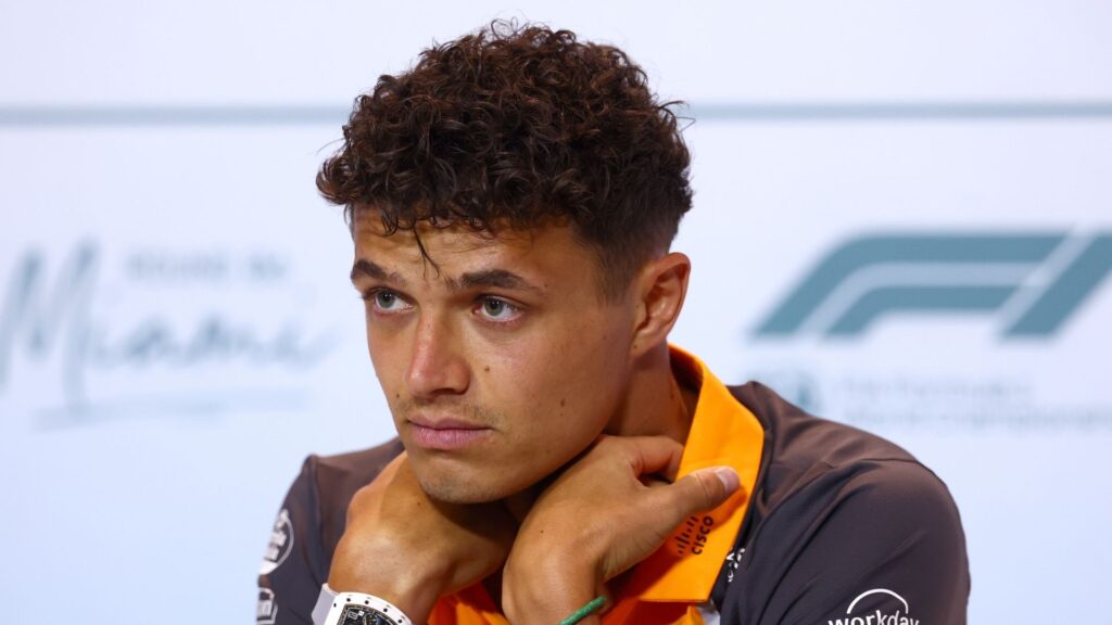 Norris inför Miami: ser lugn ut, men vet att Piastri just nu är den som glänser i McLaren.