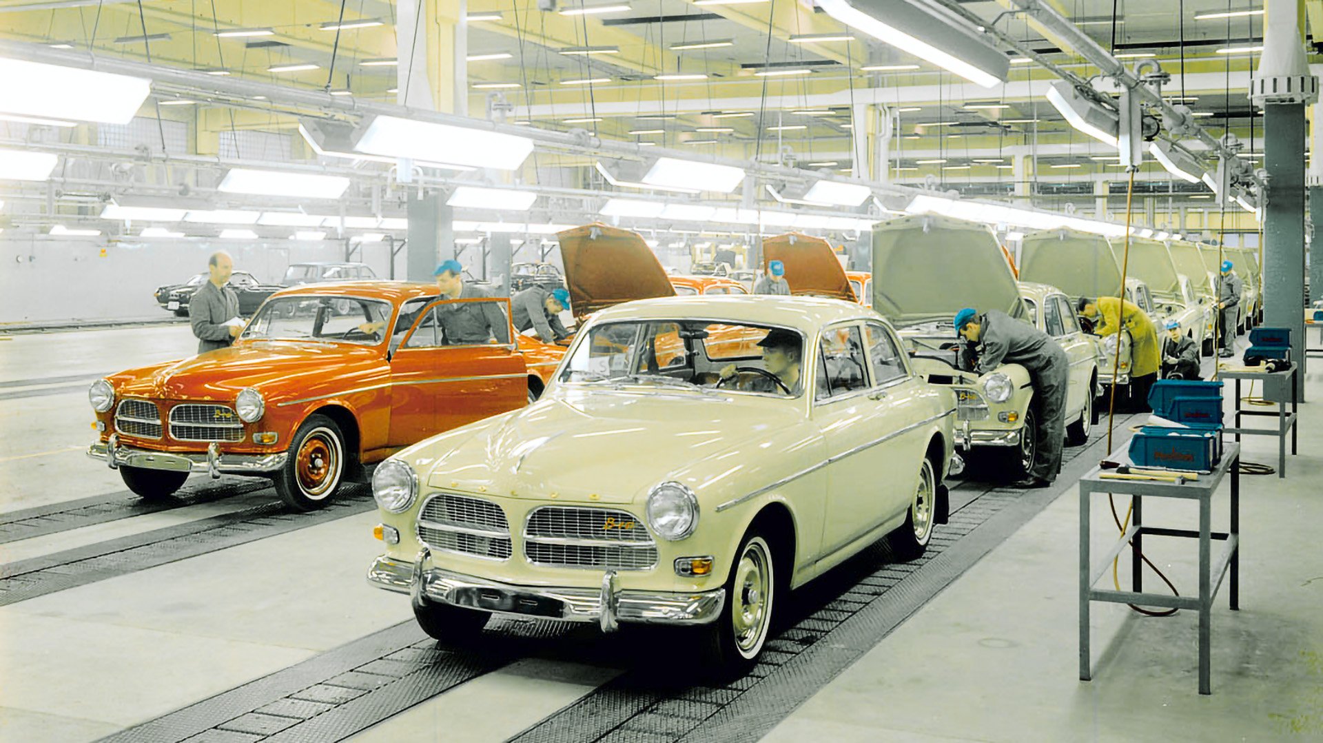 Slutmontering av Volvo 121 Amazon.