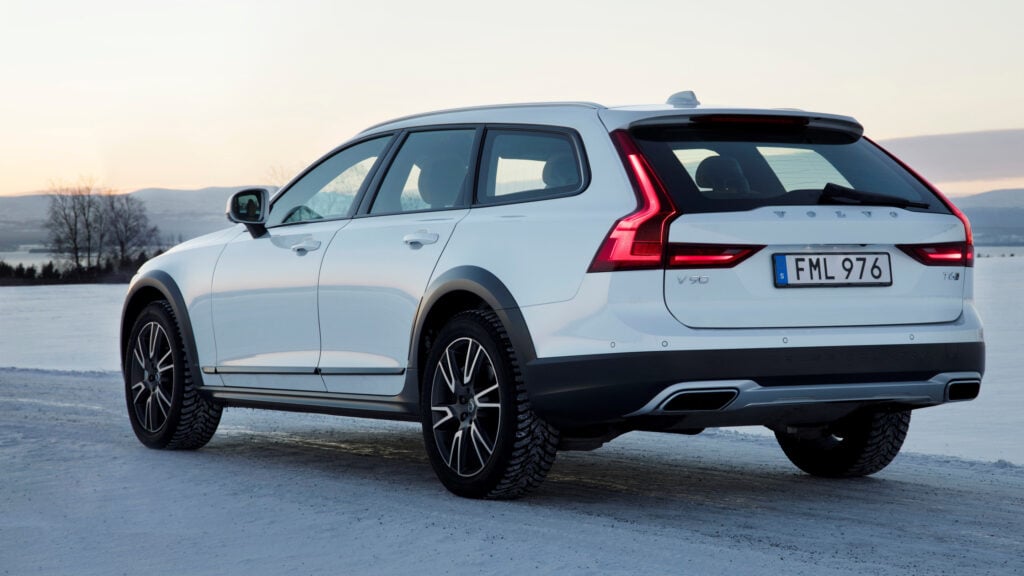 Volvo V90 Cross Country