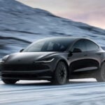 Tesla Model 3 på vinterväg