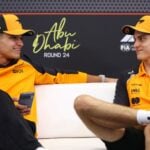 Lando Norris och Oscar Piastri sitter avslappnat