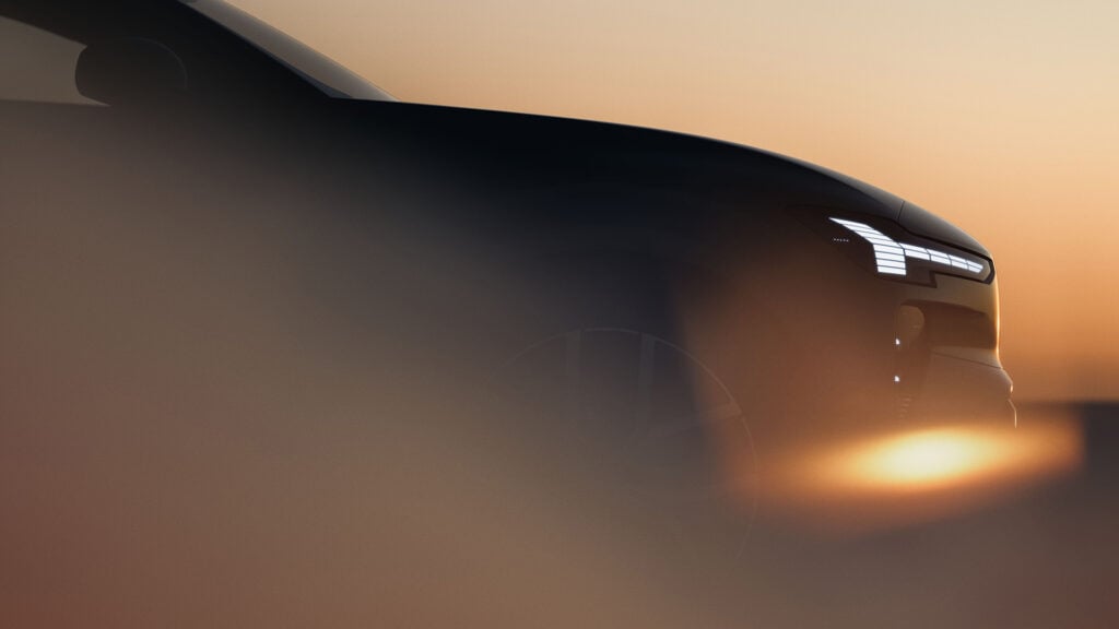 Volvo EX60 front i profil