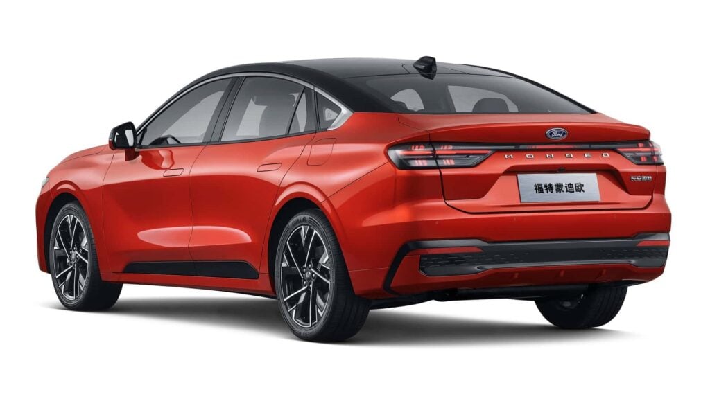 Ford Mondeo, en tidigare populär sedanmodell i Sverige