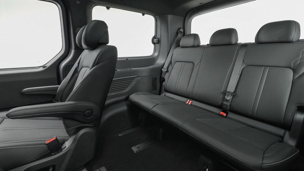 Bakre sätesrad Hyundai Staria Electric.