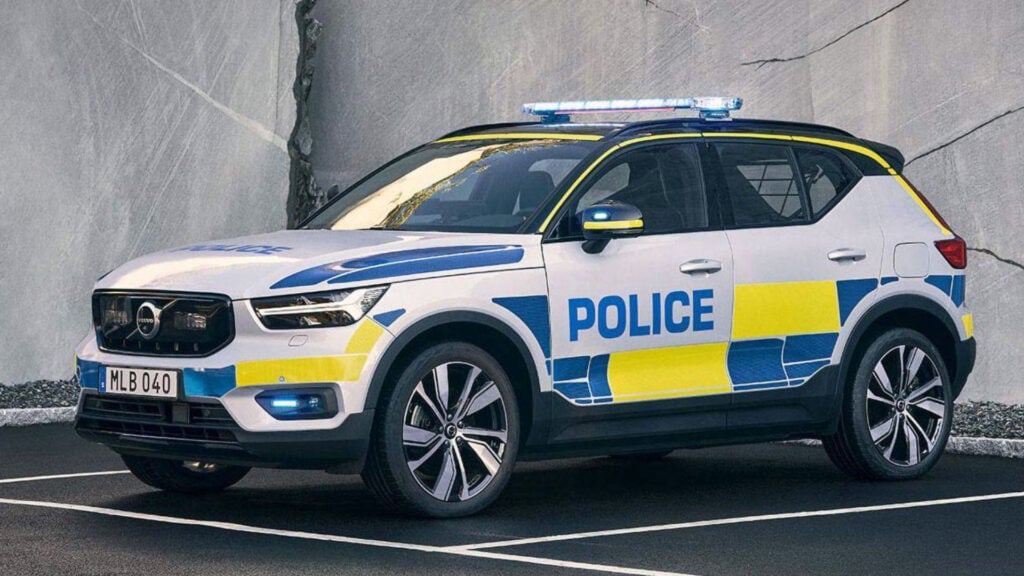 Volvo EX40 Police