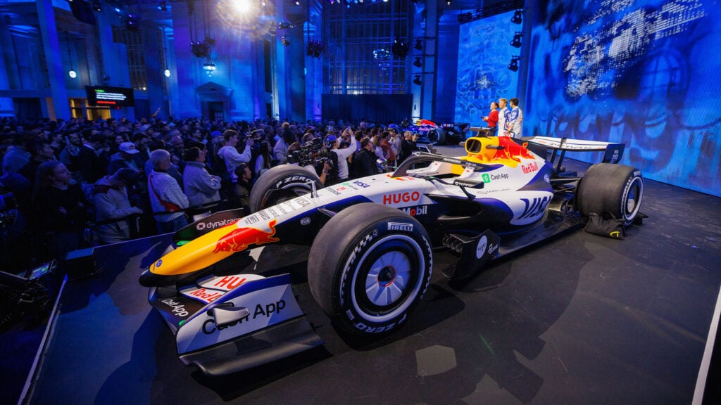 Racing Bulls bilavtäckning och livery launch I Detroit 2026.