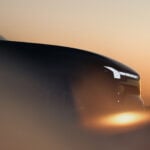 Halvt förtäckt Volvo EX60