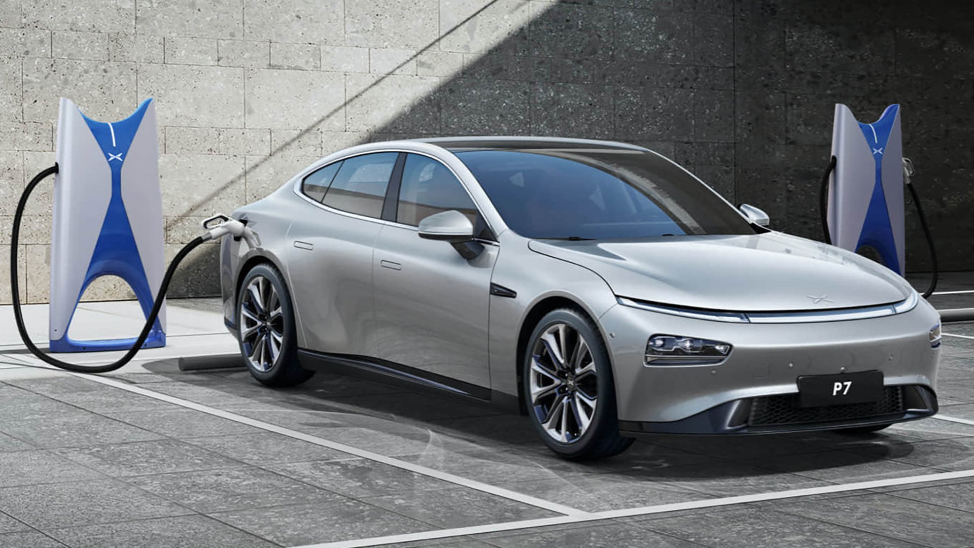 Xpeng P7 vid laddare