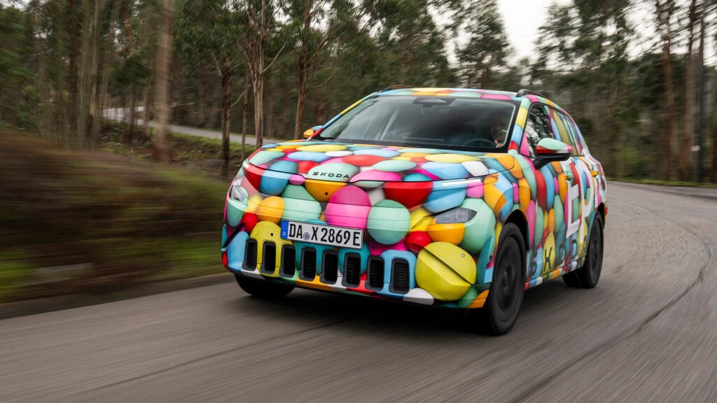 Maskerad Skoda Epic framifrån