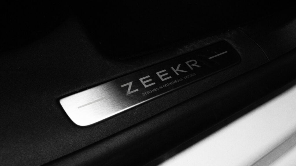 Instegslist Zeekr 7GT.