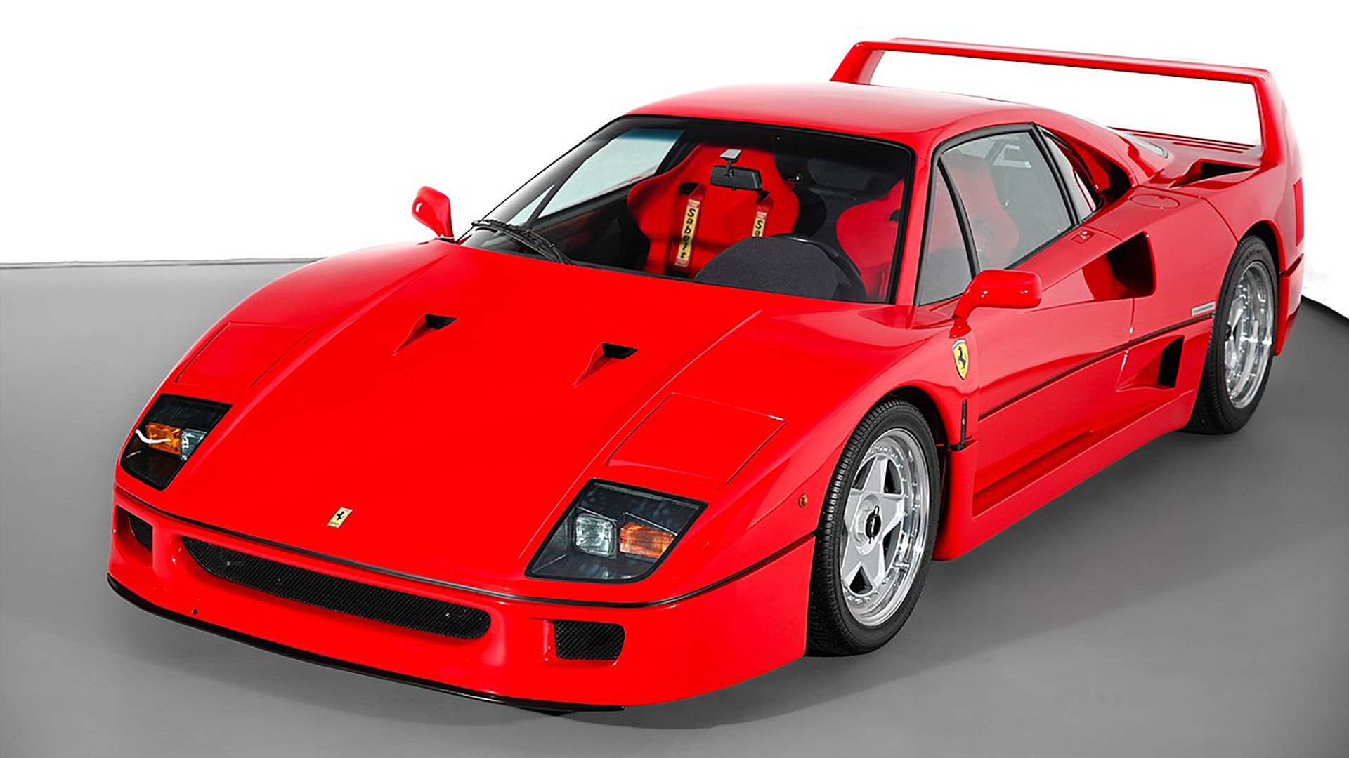 Röd Ferrari F40 från 1989