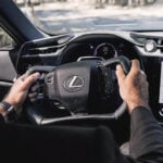 Flygplanratt (Yoke) i Lexus RZ