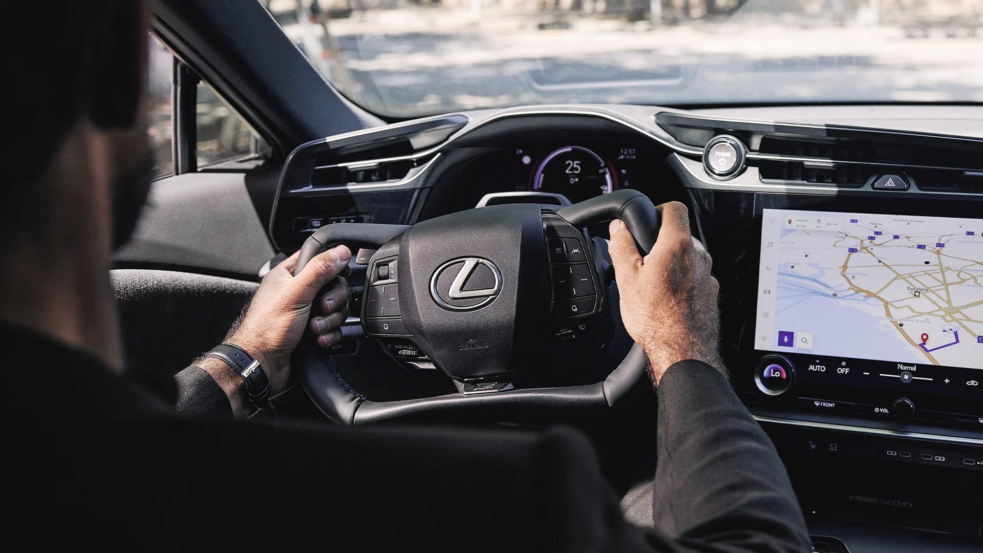 Flygplanratt (Yoke) i Lexus RZ