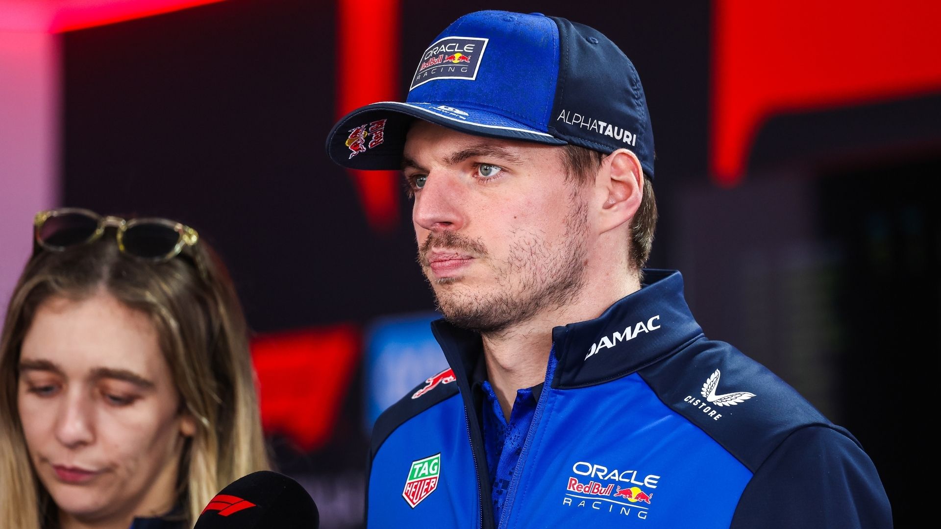 Max Verstappen under ett mediatillfälle i Suzuka inför Japans GP 2026