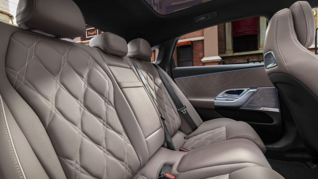 Baksäte Mercedes-Benz C-klass.