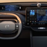 Interiör med fokus på ratten i en Volvo EX60.