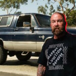 En Chevrolet Blazer i profil med Jan Emanuel inklippt framför den.