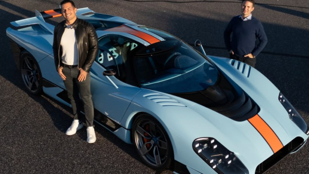 Designen på kolfiberbygget JC9 är en tydlig hyllning till den legendariska racerbilen Porsche 917K som skördade stora framgångar på Le Mans. Foto: Miller motorcars