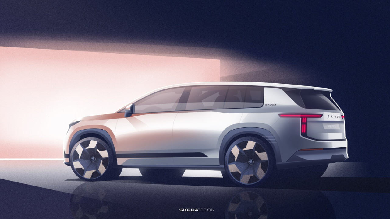 Den rejäla sjusitsiga suven präglas av en hög skulderlinje och robusta proportioner, utvecklad enligt det nya designspråket Modern Solid. Foto: Škoda