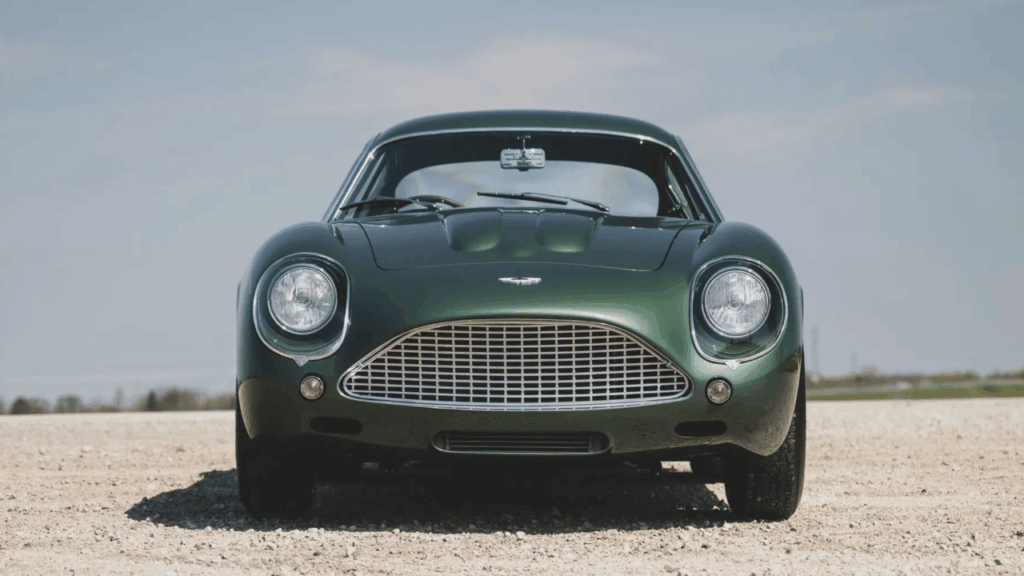 Född för banan. Just detta chassi (0186/R) vann sitt allra första debutrace i Australien 1962 med Doug Whiteford bakom ratten. Foto: RM Sotheby’s