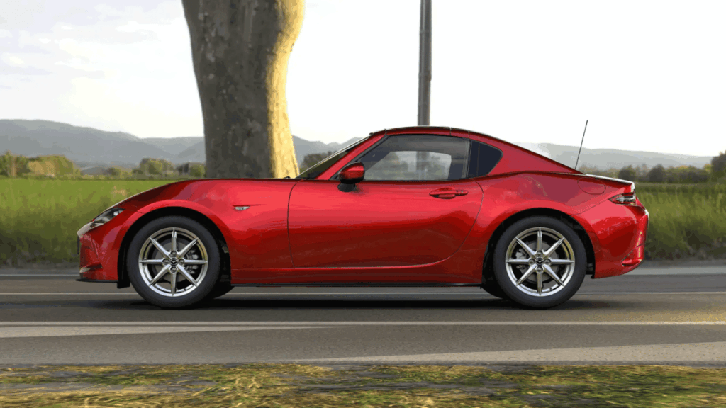Den nuvarande generationen Mazda MX-5 står inför stora förändringar när nästa modell utvecklas för att klara ren eldrift utan att lägga på sig överflödiga kilon. Foto: Mazda