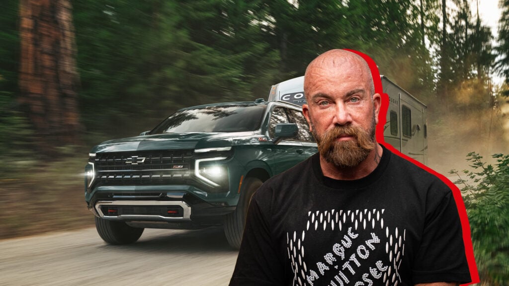Jan Emanuel inklippt på en bild på en Chevrolet Tahoe.