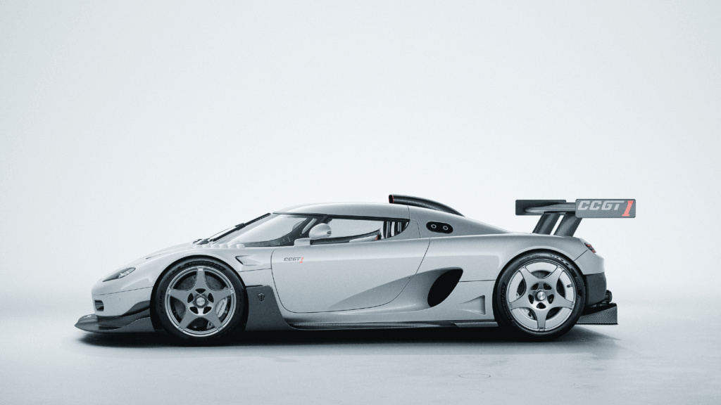 Sidoprofilen visar CCGT1:s rena linjer och de retroinspirerade fälgarna, redo att ta sig an GT1-historiska klassen. Foto: Koenigsegg