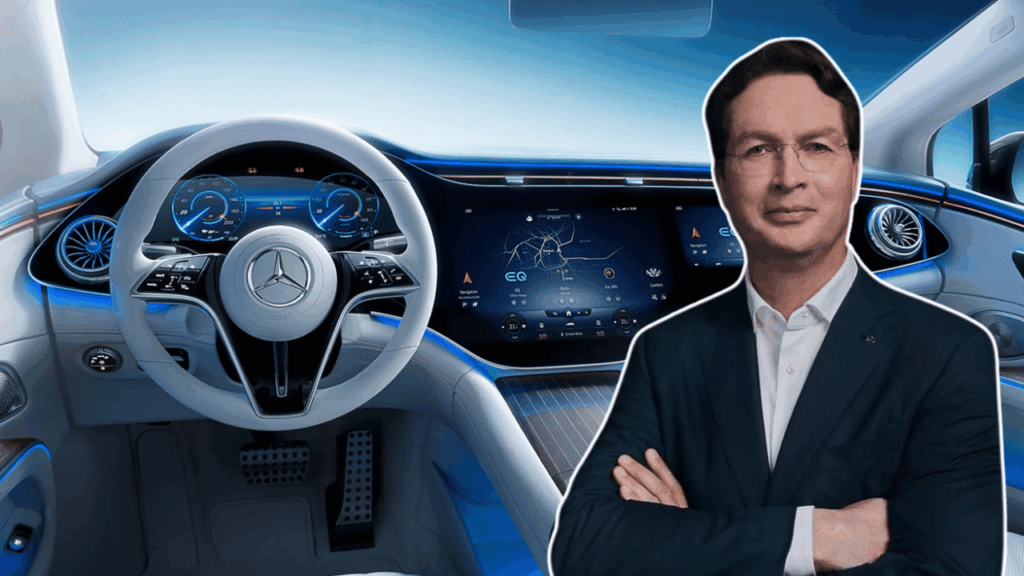 Mercedes-chefen Ola Källenius medger att branschen tog bort för många fysiska knappar till förmån för gigantiska skärmar som MBUX Hyperscreen. Foto: Mercedes-Benz