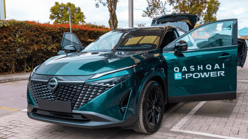 Nissan Qashqai e-Power under rekordkörningen i Colombia, där den avverkade 198 mil på en enda tank bensin. Foto: Nissan