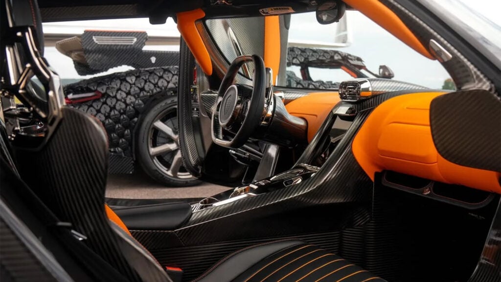 Interiör till en Svart Koenigsegg Jesko Sadair’s Spear.