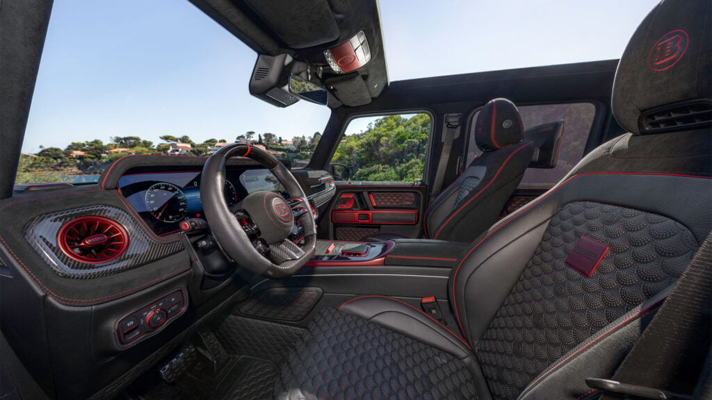 Förarmiljö Brabus 900 Rocket Edition Cabrio.
