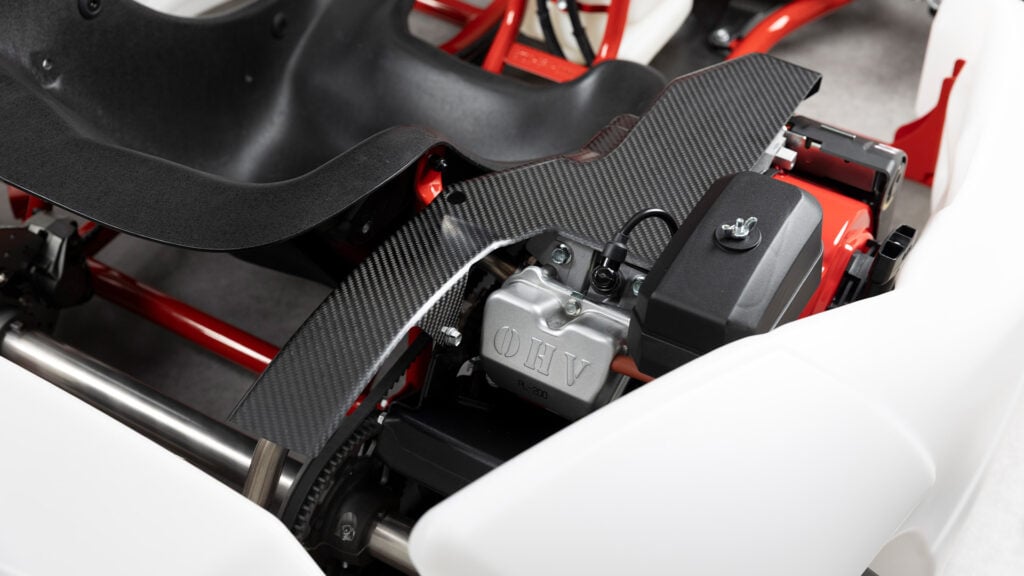 Motor i Toyota GR Kart.