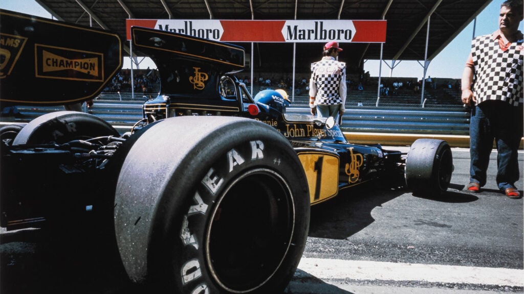 Kenneth Olausson, "Ronnie Peterson segrar på Monza 1974". Utropspris: 10 000 SEK