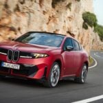 BMW iX4 på väg